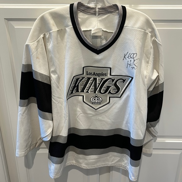 Vintage Los Angeles kings jersey signed by Kelly Hrudey number 32 - Picture 1 of 8